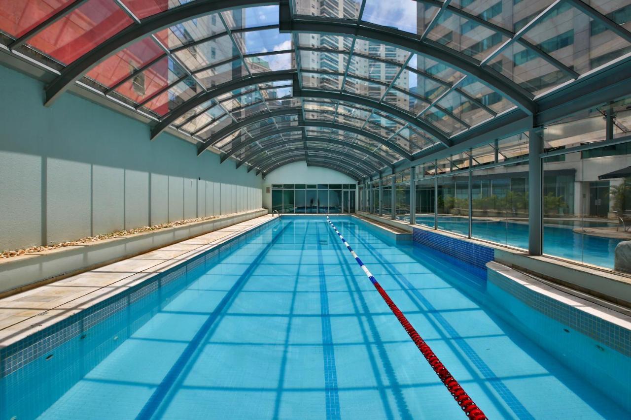 Radisson Vila Olimpia Sao Paulo Bagian luar foto Swimming pool